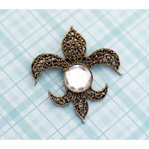 Bohemian Bronze Plant Brooch- L1